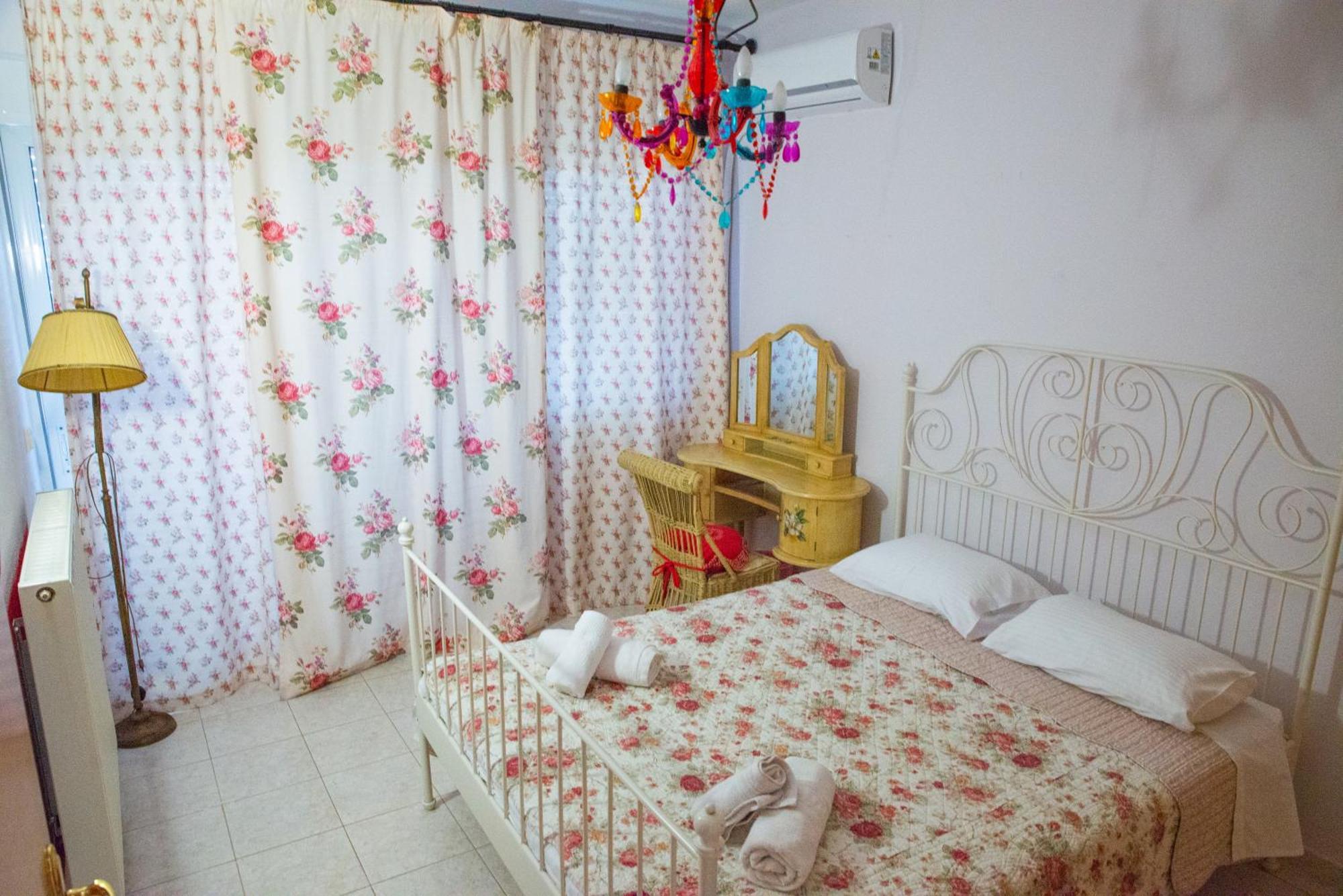 The Early Bird - Cosy 2-Floor House With Garden Villa Alexandroupoli Exterior photo